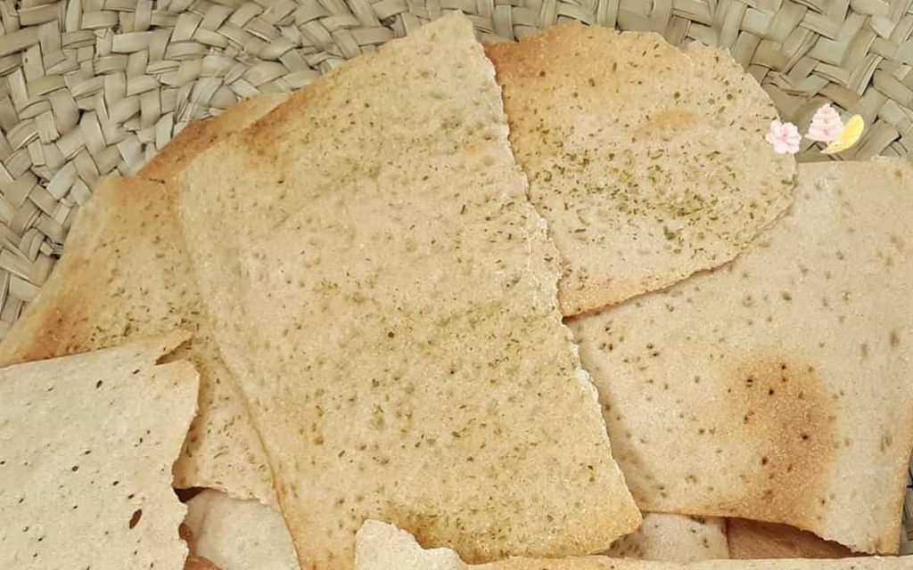 طرز تهیه نان خشک کرمانی - تور کرمان