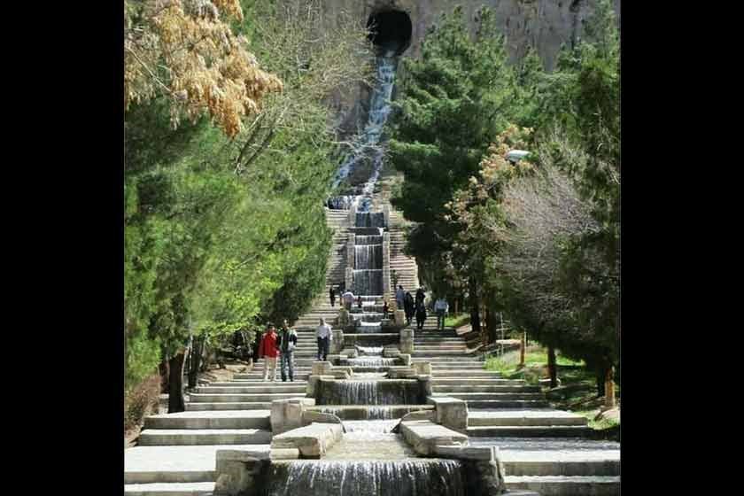 ابشار پارک جننگلی قائم - پارک پردیسان قائم کرمان - جنگل قائم کرمان - تور کرمان گردی - جنگل قائم - جنگل کرمان - جنگل پردیسان قائم - عکس جنگل قائم کرمان - جنگل های کرمان