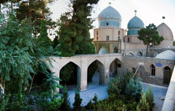 آرامگاه مشتاقیه - تور کرمان گردی - بناهای تاریخی کرمان - کرمان گردی