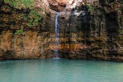 تور آبشار کشیت گلباف